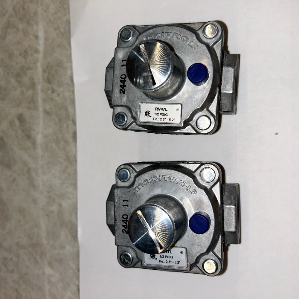 1/2” Poppet Style Gas Regulator 125,000 BTU